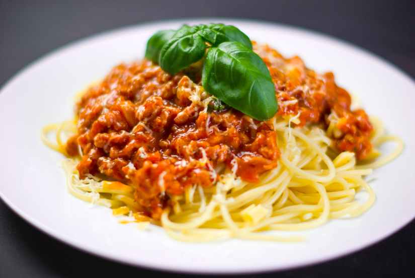 food dinner pasta spaghetti